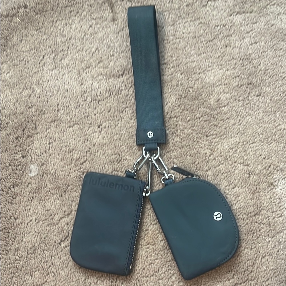 lululemon athletica Black Key & Card Holder Set